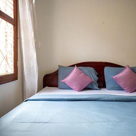 Makers Guesthouse Сиемрип Экстерьер фото